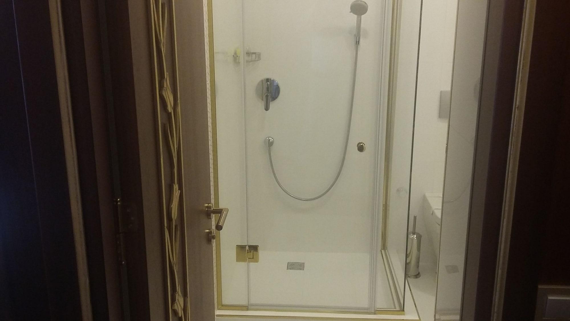 Mb Deluxe Hotel Стамбул Экстерьер фото